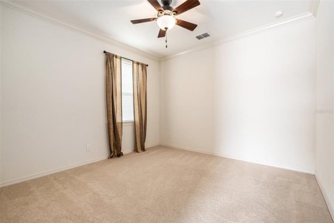 House in Lutz, Florida 5 bedrooms, 328.04 sq.m. № 1803432 - photo 17