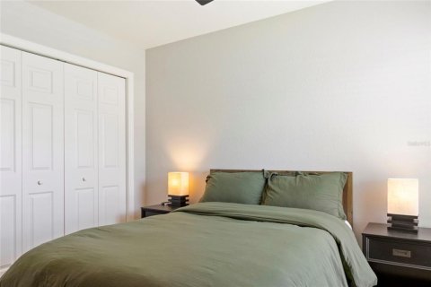 Casa en alquiler en Auburndale, Florida, 4 dormitorios, 159.33 m2 № 1911492 - foto 16