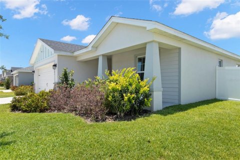 Casa en alquiler en Auburndale, Florida, 4 dormitorios, 159.33 m2 № 1911492 - foto 7