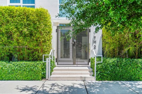 Condo in Fort Lauderdale, Florida, 2 bedrooms  № 2083781 - photo 6