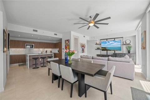 Condo in Fort Lauderdale, Florida, 2 bedrooms  № 2083781 - photo 9