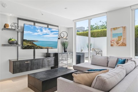 Condo in Fort Lauderdale, Florida, 2 bedrooms  № 2083781 - photo 4