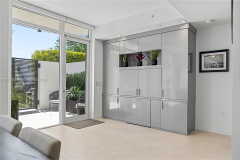 Condo in Fort Lauderdale, Florida, 2 bedrooms  № 2083781 - photo 3