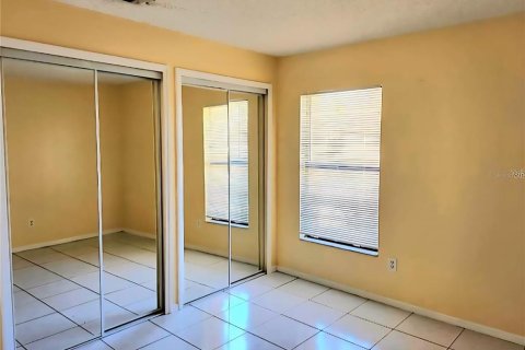 Condo in Kissimmee, Florida, 2 bedrooms  № 2394219 - photo 14