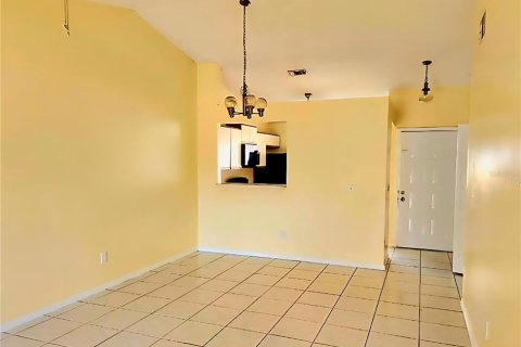 Condo in Kissimmee, Florida, 2 bedrooms  № 2394219 - photo 7