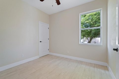 Casa en venta en North Port, Florida, 3 dormitorios, 117.15 m2 № 1688462 - foto 17