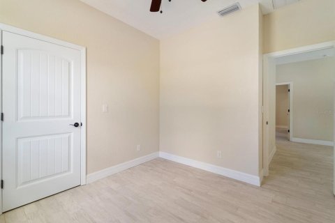 Casa en venta en North Port, Florida, 3 dormitorios, 117.15 m2 № 1688462 - foto 15