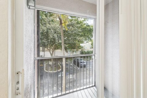 Townhouse in Coral Springs, Florida 3 bedrooms, 134.71 sq.m. № 2178289