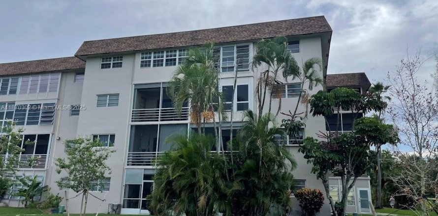 Condo in Davie, Florida, 2 bedrooms  № 1930547