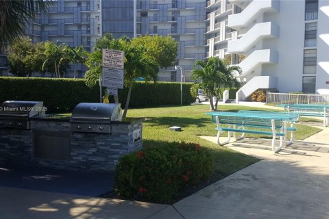 Купить кондоминиум в Авентура, Флорида 1 спальня, 92.34м2, № 2013370 - фото 16