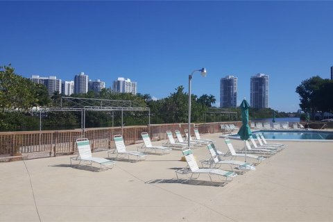 Купить кондоминиум в Авентура, Флорида 1 спальня, 92.34м2, № 2013370 - фото 17