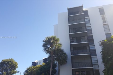 Кондоминиум с 1 спальней в Авентура, Флорида № 2013370