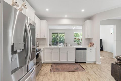 Adosado en venta en Bradenton, Florida, 3 dormitorios, 162.3 m2 № 2428778 - foto 8