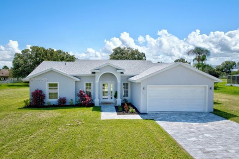 Casa en venta en Sebring, Florida, 3 dormitorios, 153.29 m2 № 1845687 - foto 1