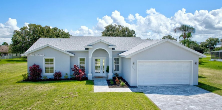 Casa en Sebring, Florida 3 dormitorios, 153.29 m2 № 1845687