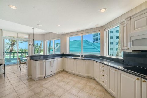 Copropriété à vendre à Longboat Key, Floride: 3 chambres, 331.1 m2 № 1636902 - photo 22