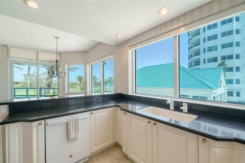 Copropriété à vendre à Longboat Key, Floride: 3 chambres, 331.1 m2 № 1636902 - photo 26