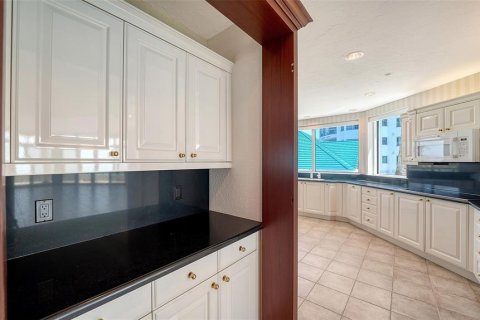Copropriété à vendre à Longboat Key, Floride: 3 chambres, 331.1 m2 № 1636902 - photo 19