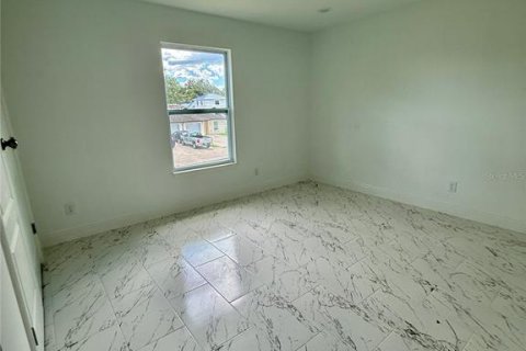 Купить таунхаус в Киссимми, Флорида 4 комнаты, 157.19м2, № 2433564 - фото 27