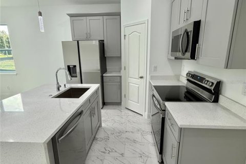 Купить таунхаус в Киссимми, Флорида 4 комнаты, 157.19м2, № 2433564 - фото 10