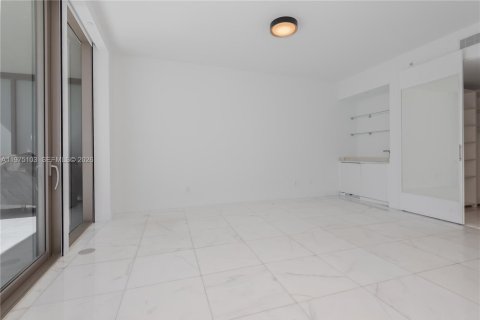 Copropriété à vendre à Sunny Isles Beach, Floride: 3 chambres, 229.28 m2 № 2041952 - photo 29