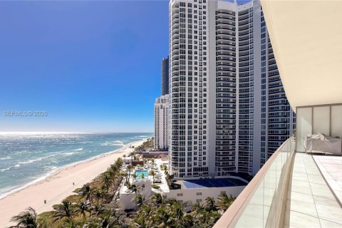 Copropriété à vendre à Sunny Isles Beach, Floride: 3 chambres, 229.28 m2 № 2041952 - photo 6