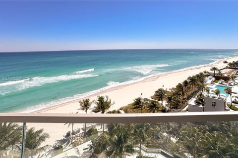 Copropriété à vendre à Sunny Isles Beach, Floride: 3 chambres, 229.28 m2 № 2041952 - photo 9