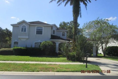 Villa ou maison à vendre à Casselberry, Floride: 5 chambres, 313.64 m2 № 1905224 - photo 2