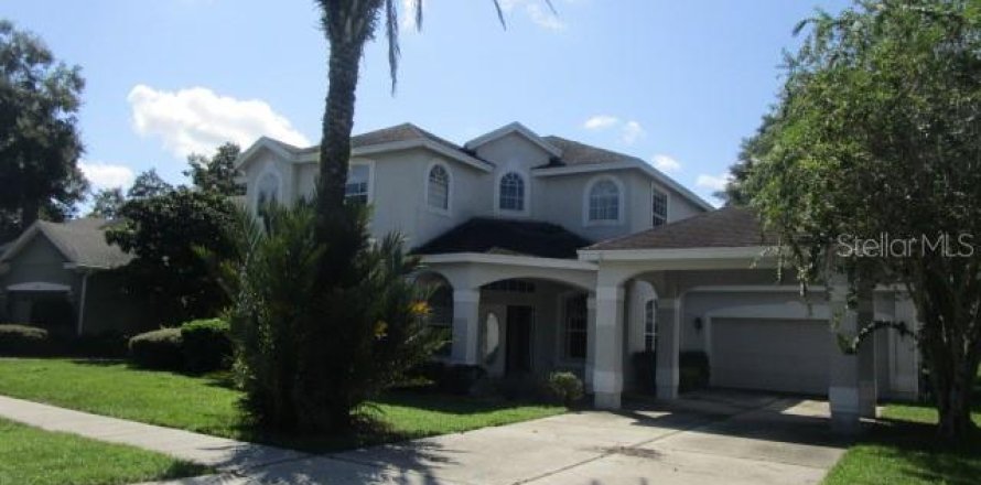 Casa en Casselberry, Florida 5 dormitorios, 313.64 m2 № 1905224