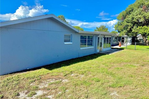 Villa ou maison à vendre à Port Richey, Floride: 2 chambres, 126.81 m2 № 2388785 - photo 6