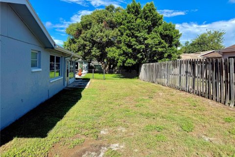 Villa ou maison à vendre à Port Richey, Floride: 2 chambres, 126.81 m2 № 2388785 - photo 8
