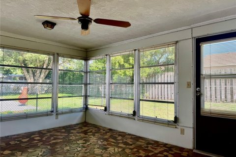 Villa ou maison à vendre à Port Richey, Floride: 2 chambres, 126.81 m2 № 2388785 - photo 20