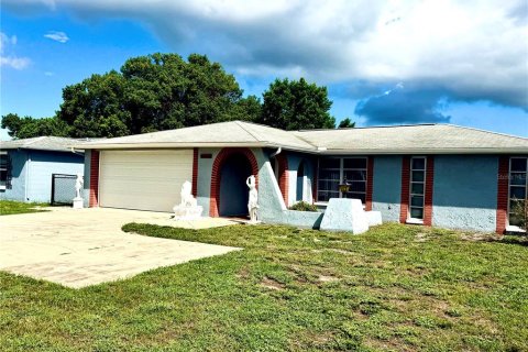 Villa ou maison à vendre à Port Richey, Floride: 2 chambres, 126.81 m2 № 2388785 - photo 2