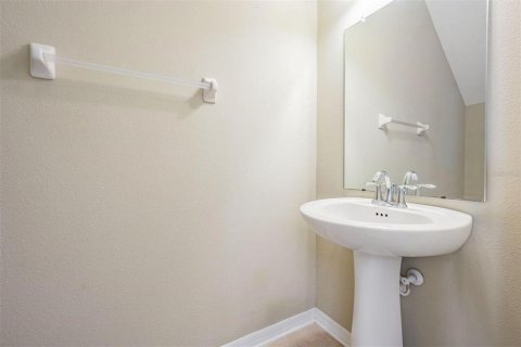 Townhouse in Tampa, Florida 2 bedrooms, 153.47 sq.m. № 1581949 - photo 15