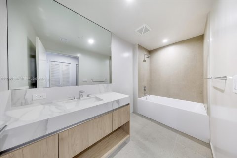 Copropriété à louer à Miami, Floride: 2 chambres № 2010901 - photo 17