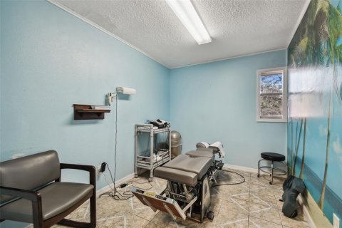 Commercial property in New Port Richey, Florida 217.11 sq.m. № 1525150 - photo 14