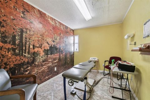 Commercial property in New Port Richey, Florida 217.11 sq.m. № 1525150 - photo 20