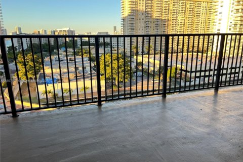 Condo in Sunny Isles Beach, Florida, 3 bedrooms  № 1739560 - photo 4