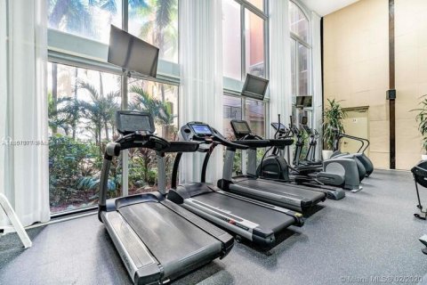 Condo in Sunny Isles Beach, Florida, 3 bedrooms  № 1739560 - photo 28