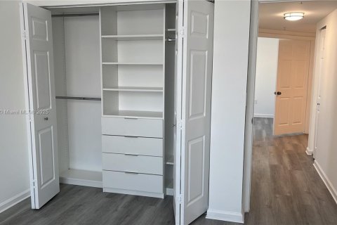Condo in Sunny Isles Beach, Florida, 3 bedrooms  № 1739560 - photo 15