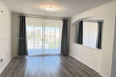 Condo in Sunny Isles Beach, Florida, 3 bedrooms  № 1739560 - photo 7