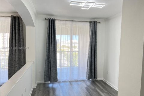 Condo in Sunny Isles Beach, Florida, 3 bedrooms  № 1739560 - photo 13
