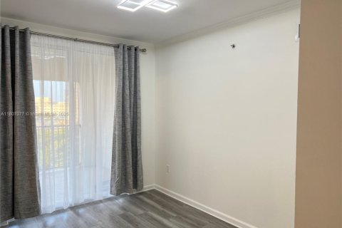 Condo in Sunny Isles Beach, Florida, 3 bedrooms  № 1739560 - photo 12