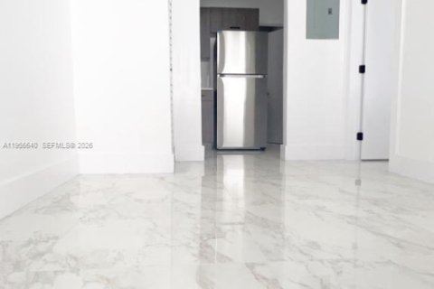 Immobilier commercial à vendre à Hallandale Beach, Floride: 445.65 m2 № 2153487 - photo 10