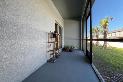 Touwnhouse à louer à Zephyrhills, Floride: 3 chambres, 151.8 m2 № 2157609 - photo 13