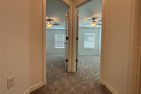 Touwnhouse à louer à Zephyrhills, Floride: 3 chambres, 151.8 m2 № 2157609 - photo 28