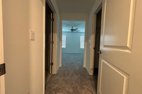 Touwnhouse à louer à Zephyrhills, Floride: 3 chambres, 151.8 m2 № 2157609 - photo 18