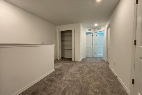Touwnhouse à louer à Zephyrhills, Floride: 3 chambres, 151.8 m2 № 2157609 - photo 17