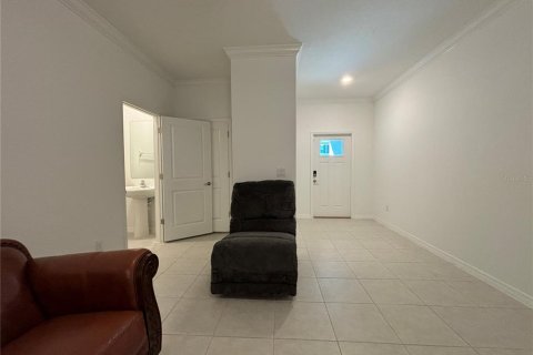 Touwnhouse à louer à Zephyrhills, Floride: 3 chambres, 151.8 m2 № 2157609 - photo 6