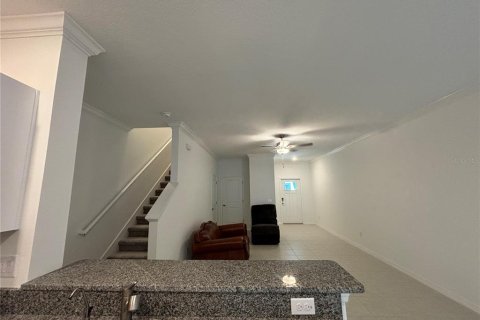 Touwnhouse à louer à Zephyrhills, Floride: 3 chambres, 151.8 m2 № 2157609 - photo 15